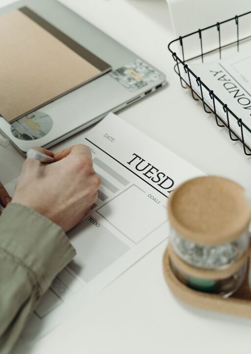 How to Design a Weekly Reset Routine for a Fresh Start